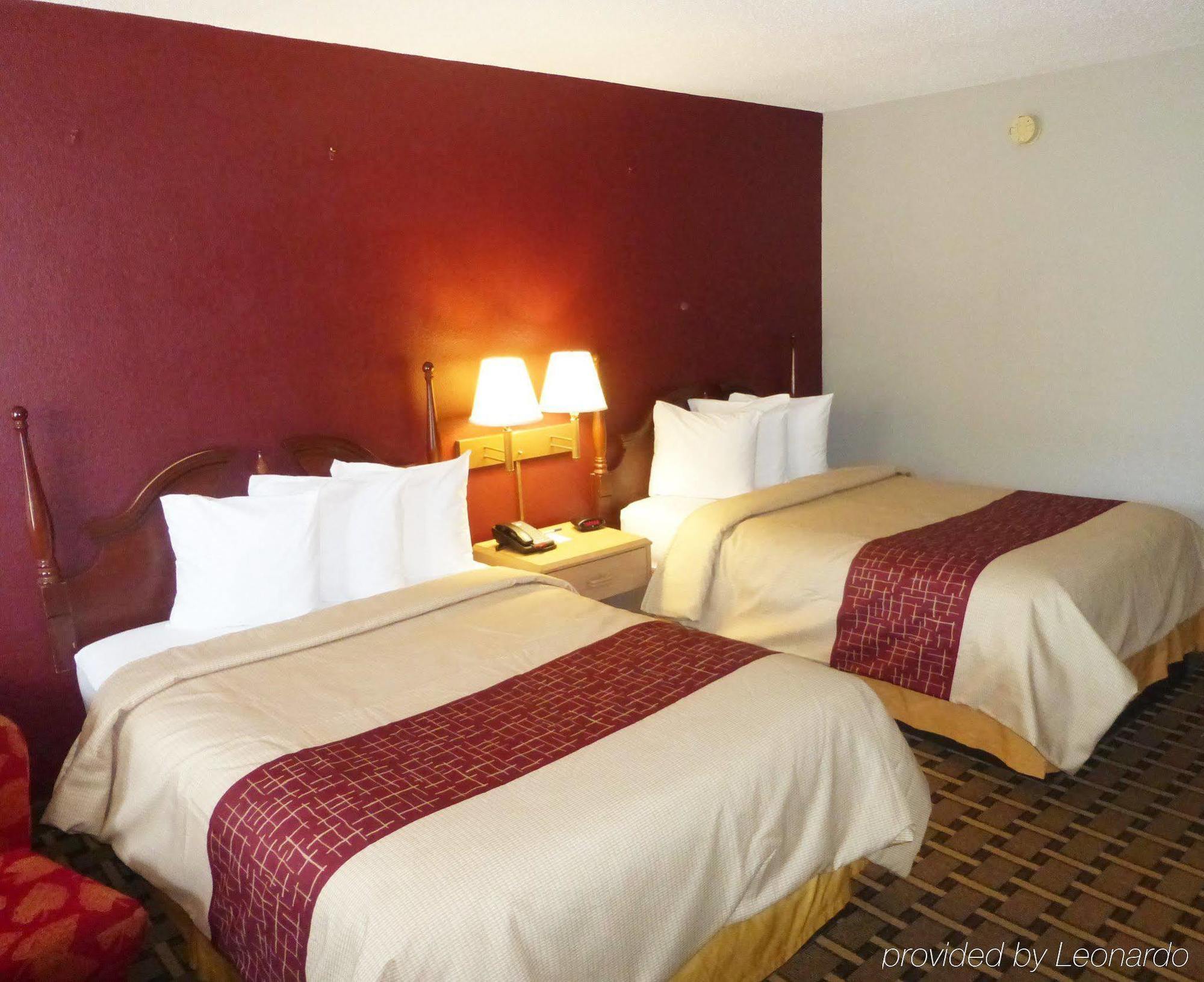 Red Roof Inn Columbus Phenix City Exterior foto