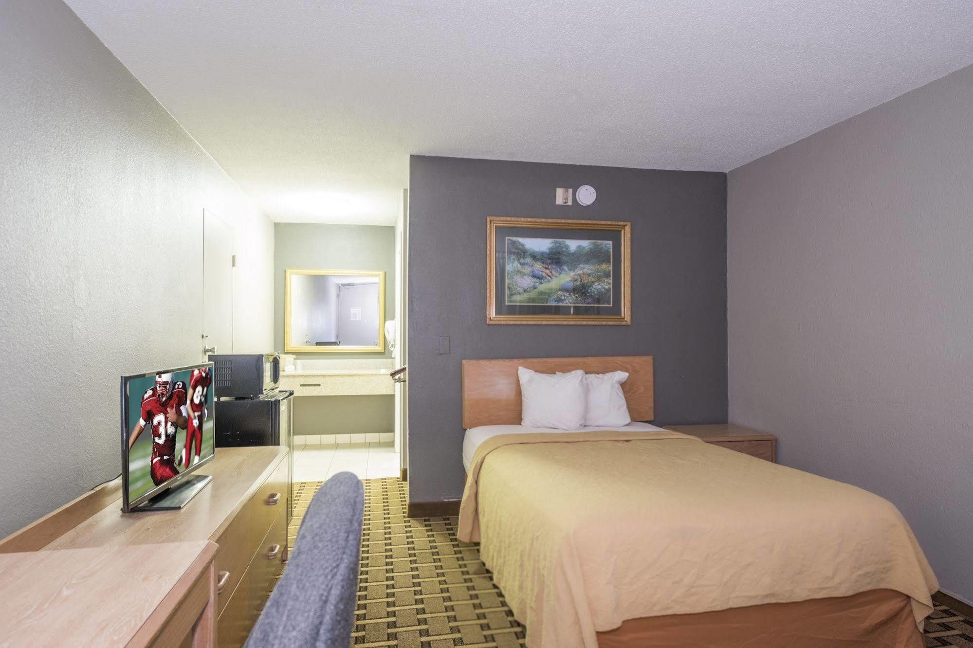 Red Roof Inn Columbus Phenix City Exterior foto